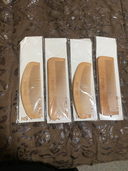 Kangha/ wooden comb